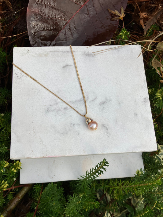 Bauble Necklace | Pink pearl | Wisdom